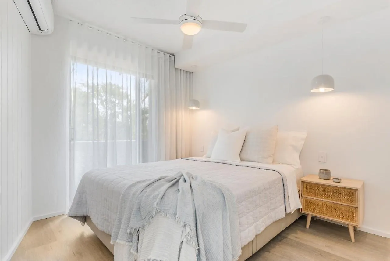 St Tropez 7, Stylish Apartment On The Noosa Waterfront, River Views Noosa Heads