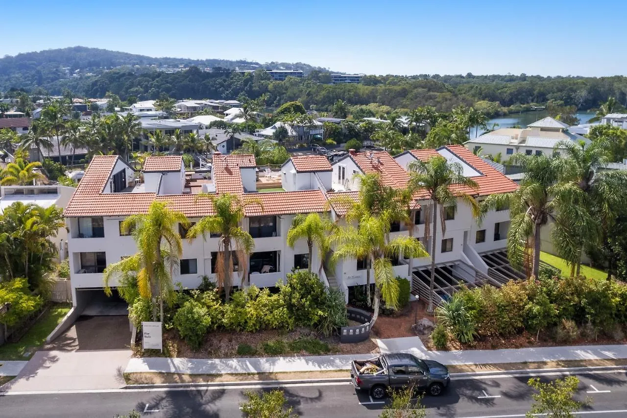St Tropez 7, Stylish Apartment On The Noosa Waterfront, River Views  Noosa Heads