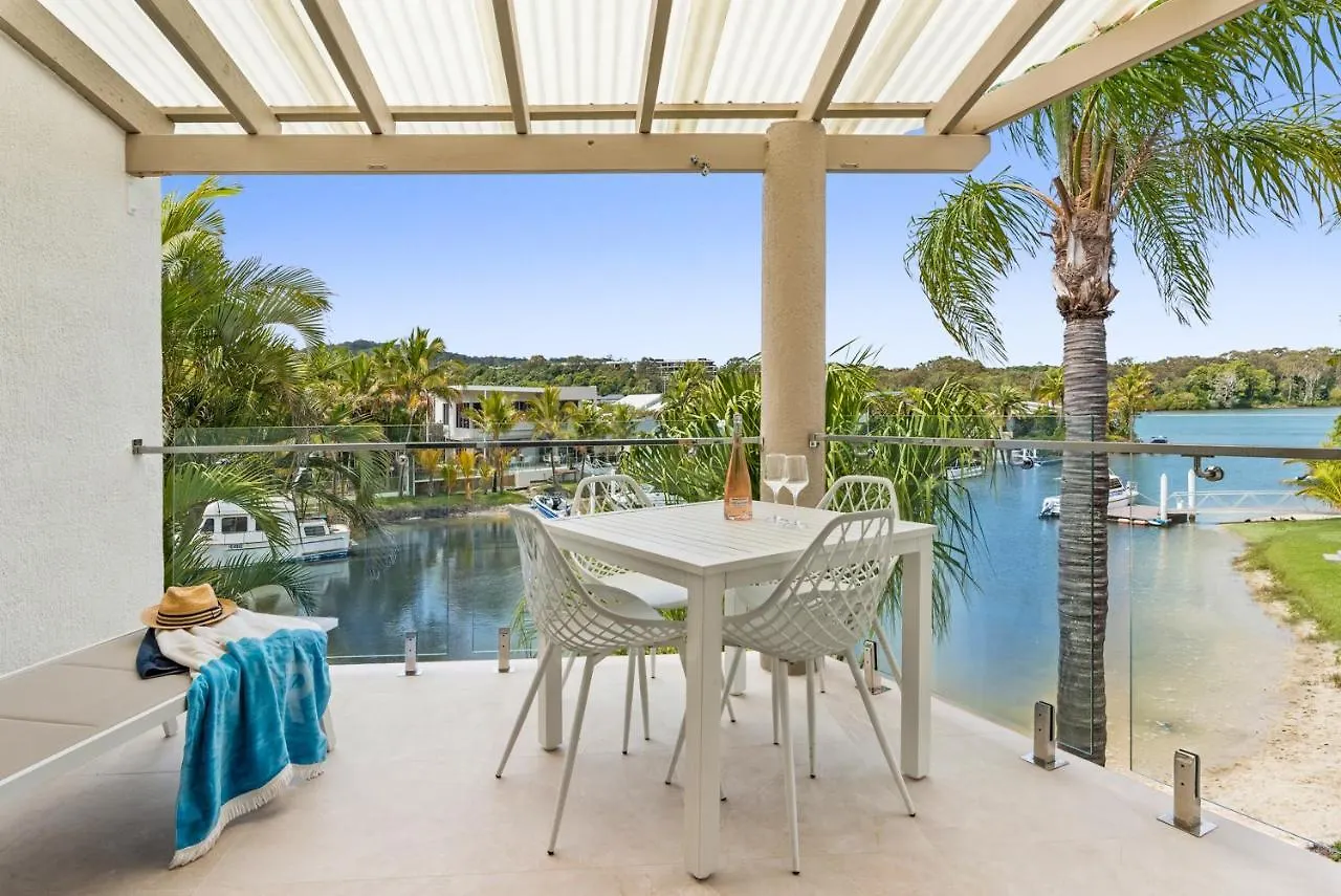 St Tropez 7, Stylish Apartment On The Noosa Waterfront, River Views location